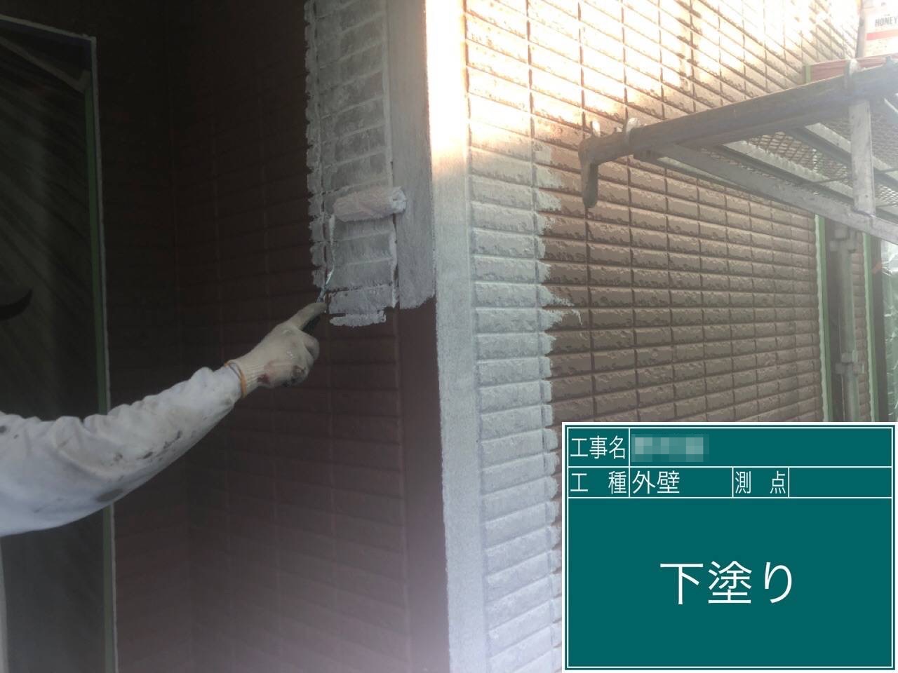 東京都府中市　N様邸　屋根・外壁塗装工事　下塗り作業