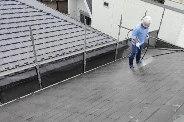 屋根塗装の流れと作業内容