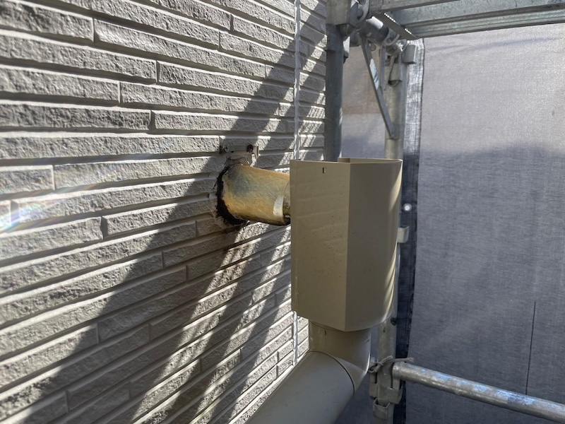引き込みや取り合いなどの建物に生じる隙間はシール処理が必要です！｜東京都多摩市
