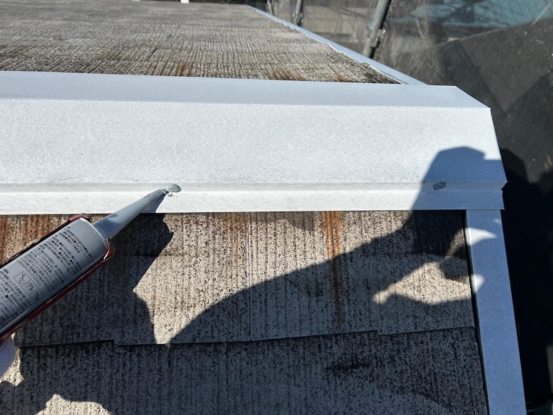 屋根塗装を長持ちさせるのに欠かせない下地処理について解説します!