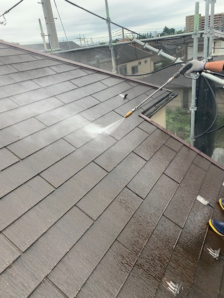 屋根塗装を長持ちさせるのに欠かせない下地処理について解説します!