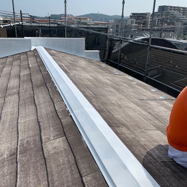 屋根塗装を長持ちさせるのに欠かせない下地処理について解説します！