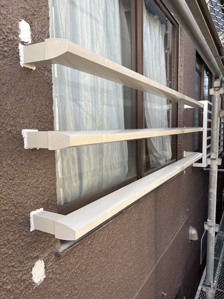 東京都府中市|鉄部を塗装するタイミングとそのままにしてしまうリスクについて