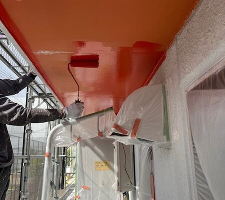 東京都稲城市｜マンション 付帯部 ベランダ天井・PSスチール扉を塗装しました
